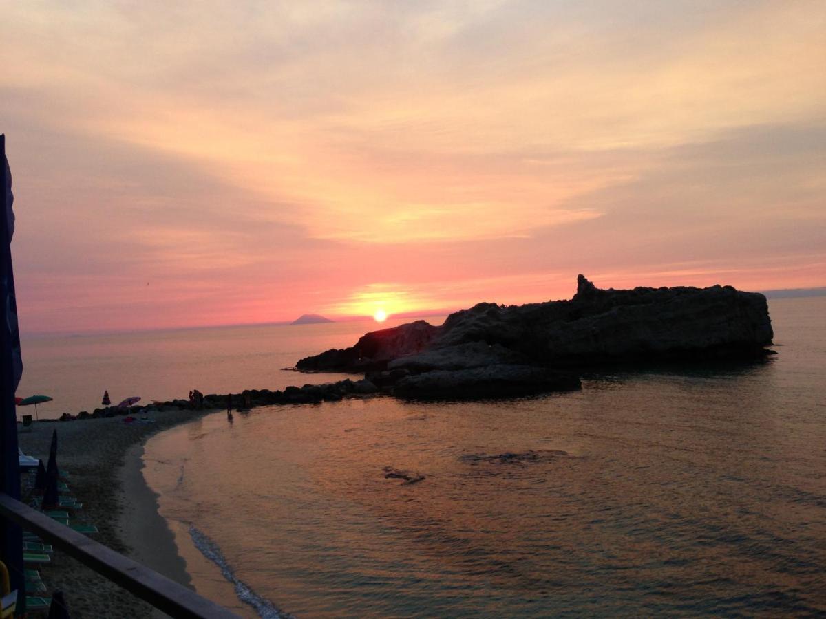 Oldwell Hotel Santa Domenica  Dış mekan fotoğraf